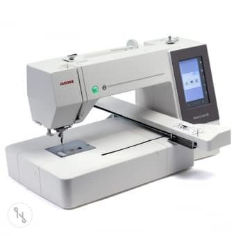 janome-memory-craft-550e-seitlich-display-an