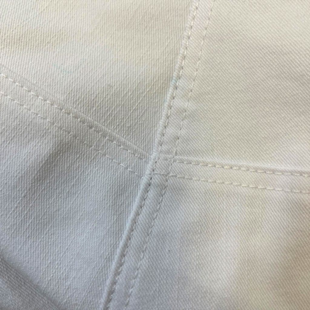 Jeansnaht Rückseite Sattel Covern